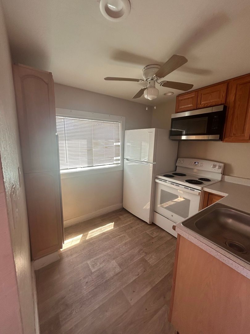 Phoenix House: 2814 N 29th St