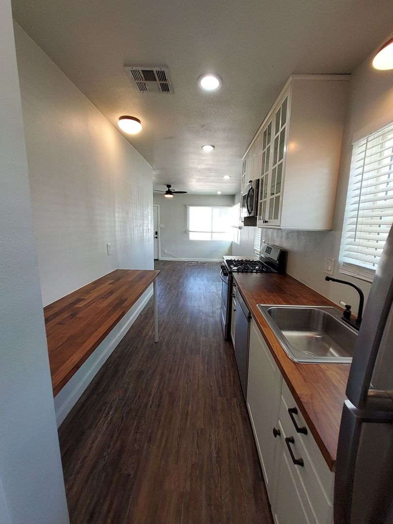 Phoenix Apartment: 4248 N 12th St