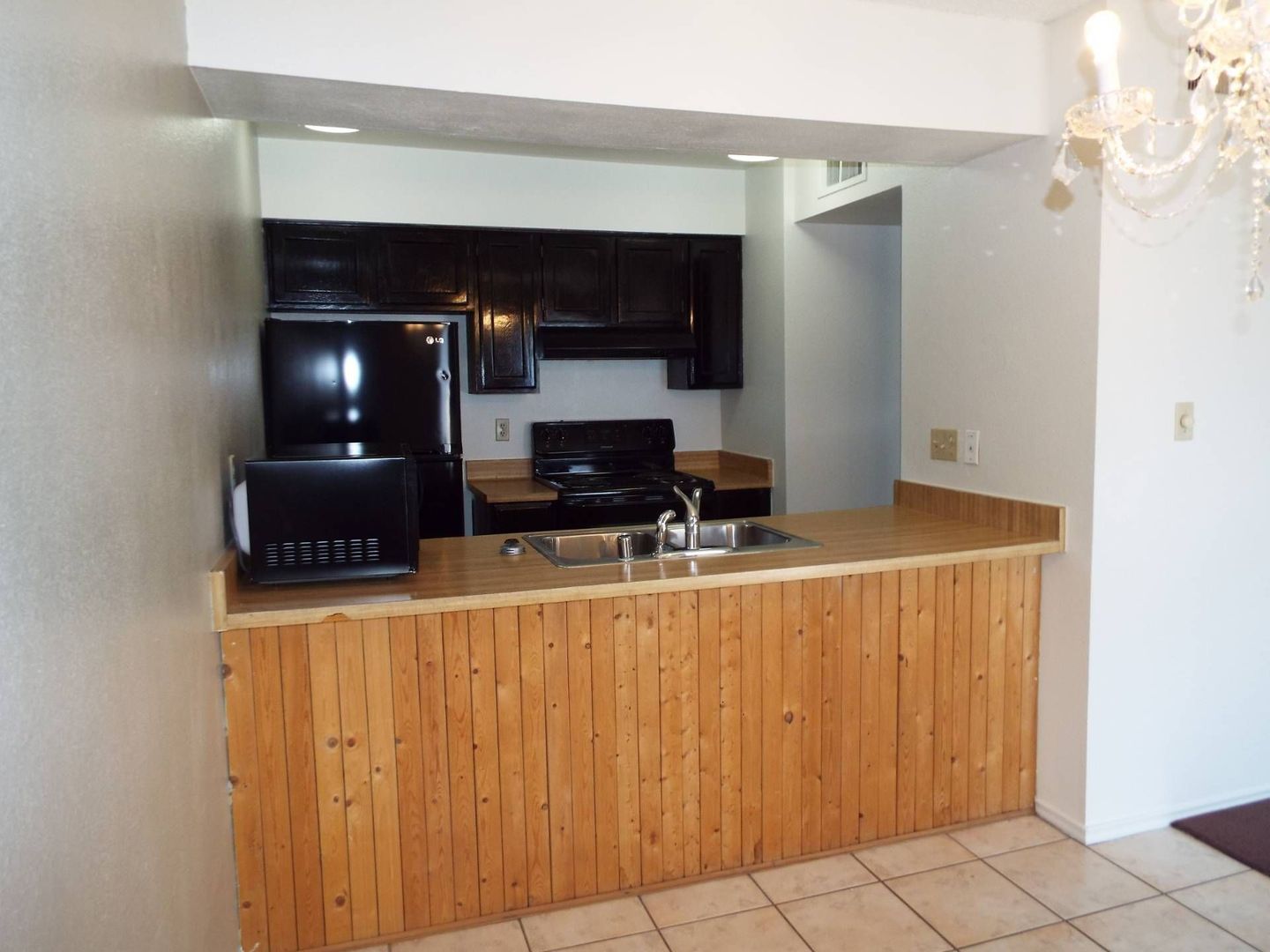 Tempe Condo: 1688 W Village Way