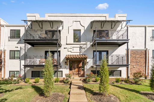 The Wilson - One Bedroom Apartment Home - Balcony – photo 1