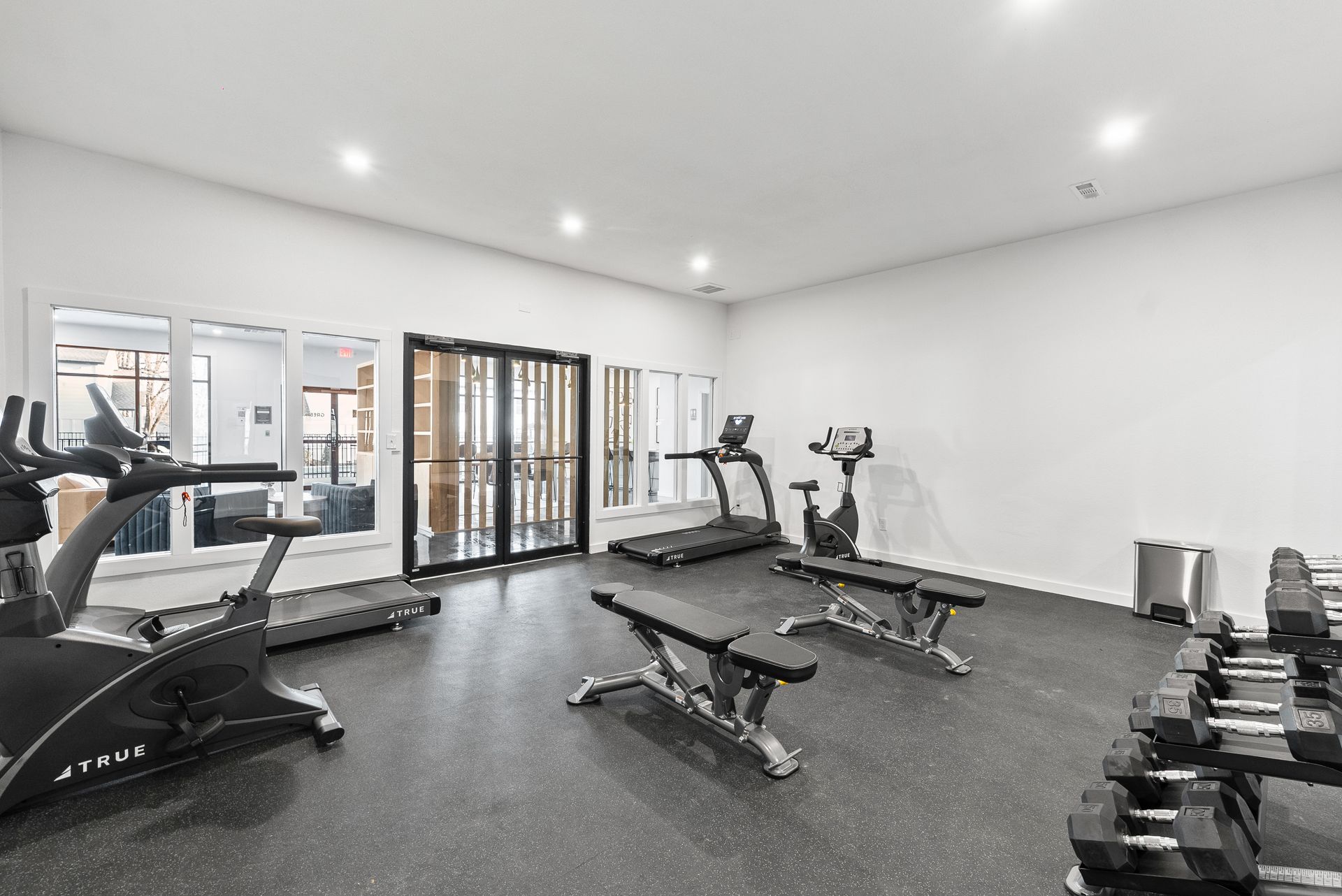 Fayetteville Apartment: 701 W Sycamore Street