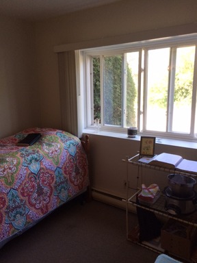 Cozy Furnished Studio Available