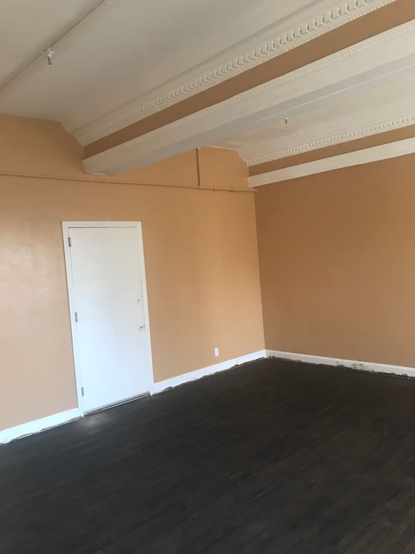 Duluth Apartment: 101 West 3rd Street #100