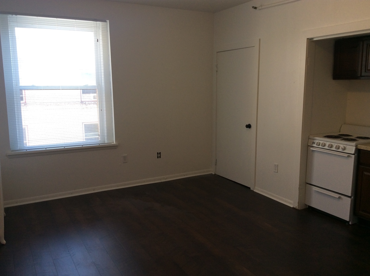 Duluth Apartment: 101 West 3rd Street #100