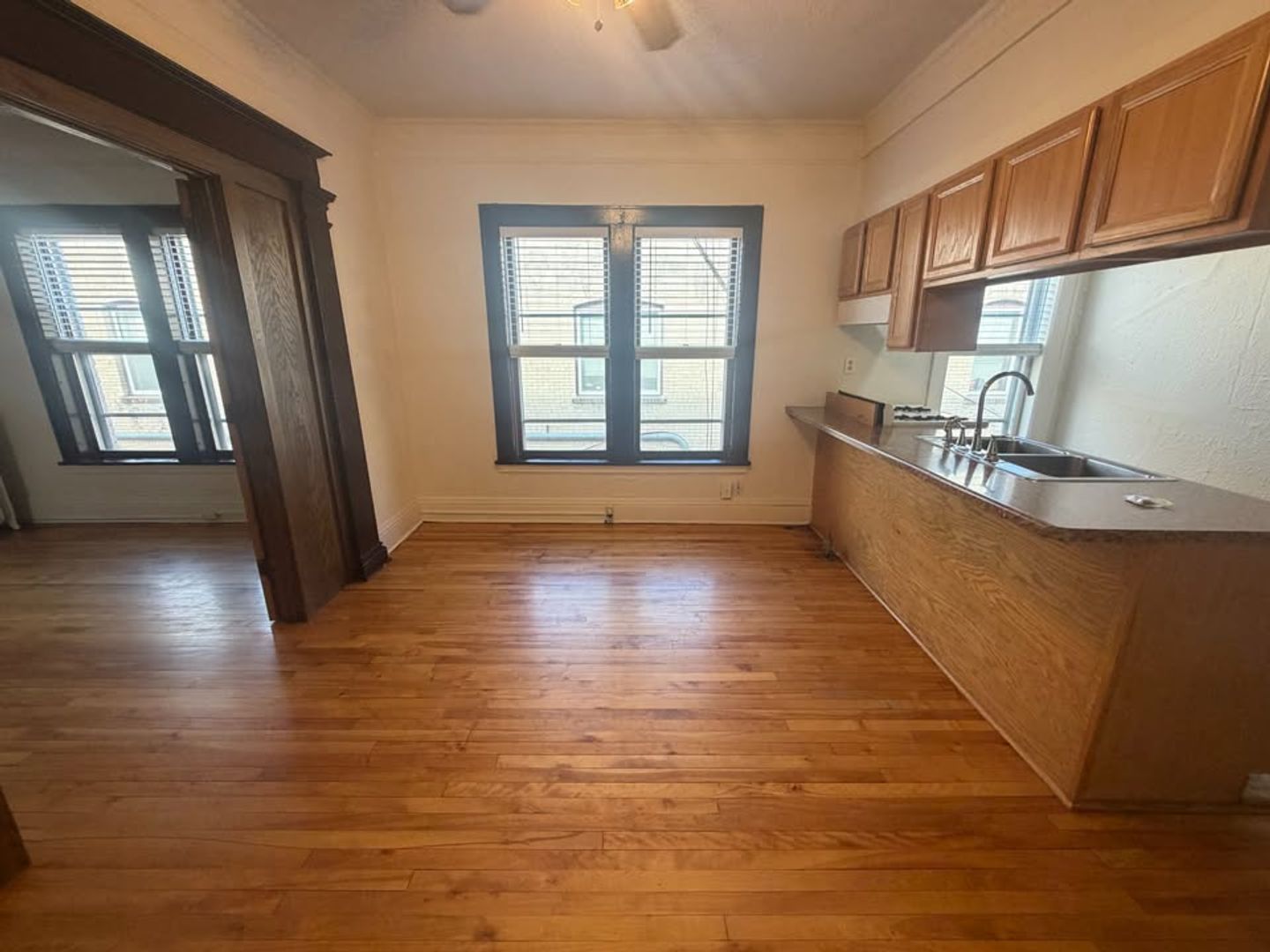 Minneapolis Apartment: 1912 3rd Ave So.