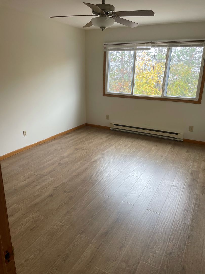 Cloquet Apartment: 403 Doddridge Ave