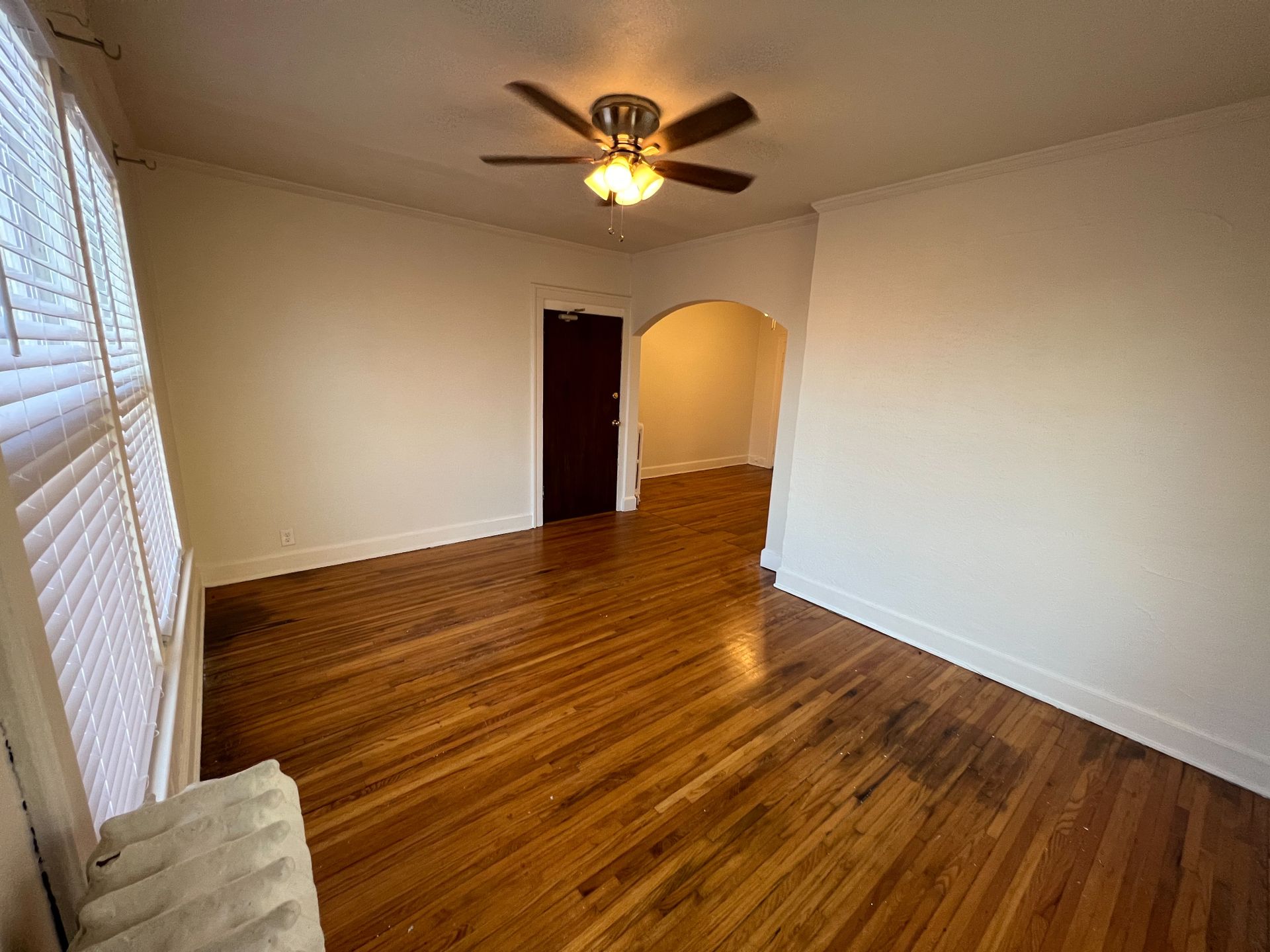 St. Paul Apartment: 2400 Myrtle Ave