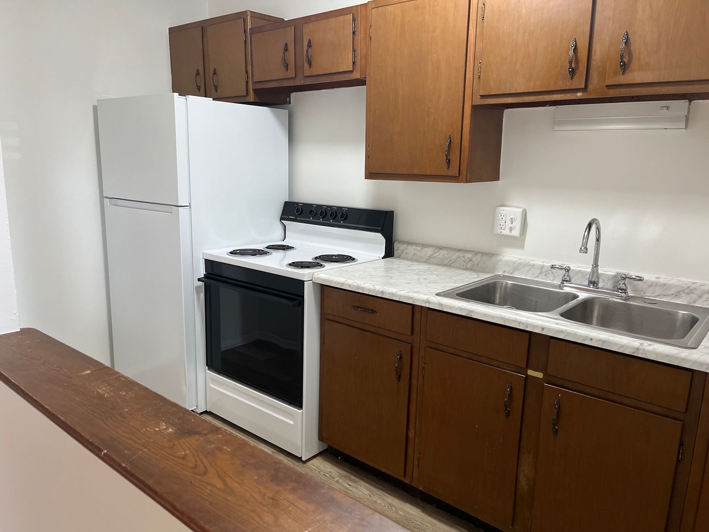 Painesville Apartment: 115-125 Tiber