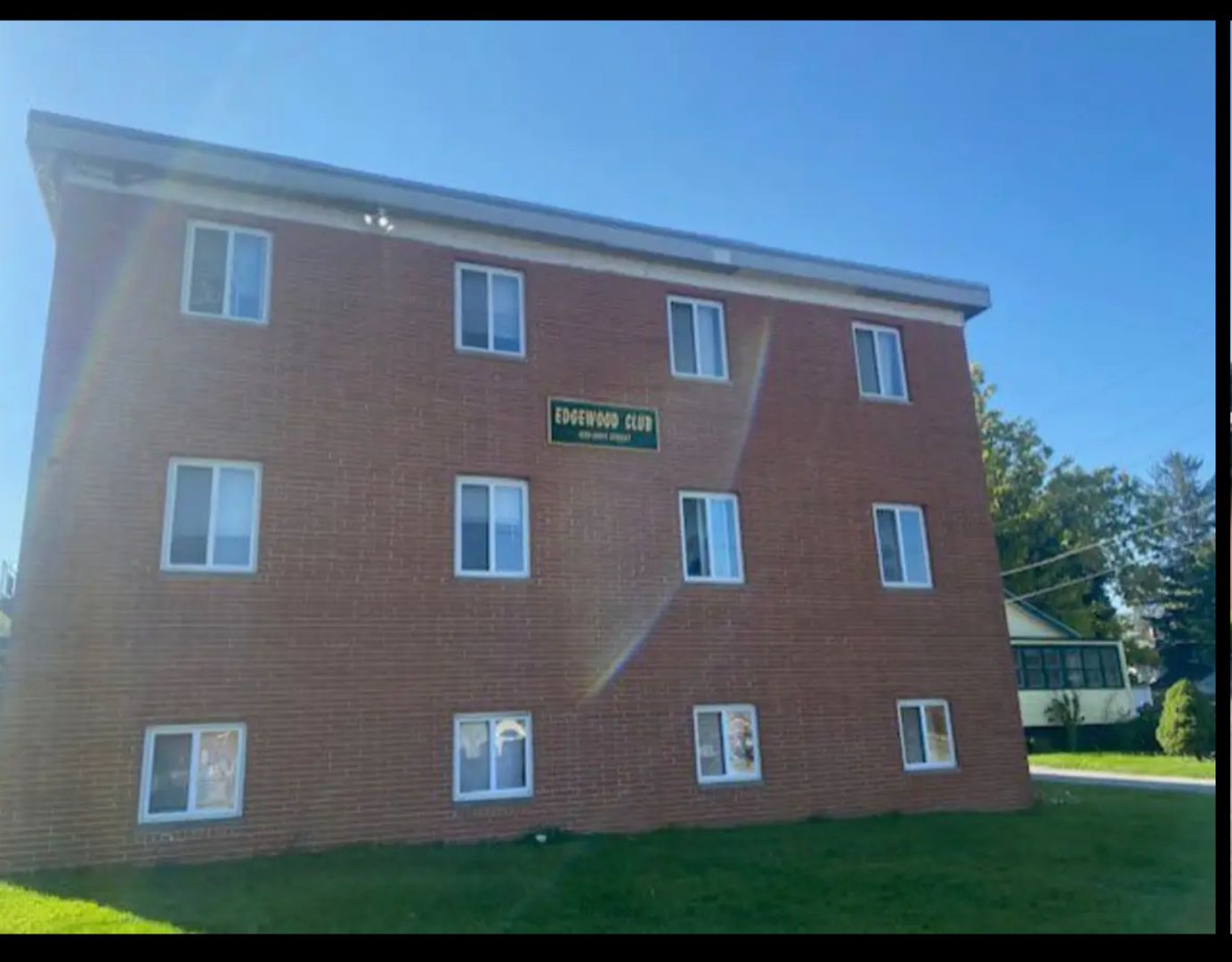 Painesville Apartment: 650 Hoyt