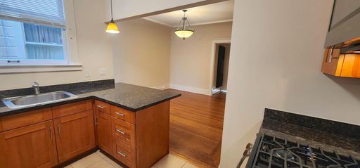 558 21st Ave, 1, San Francisco, CA 94121