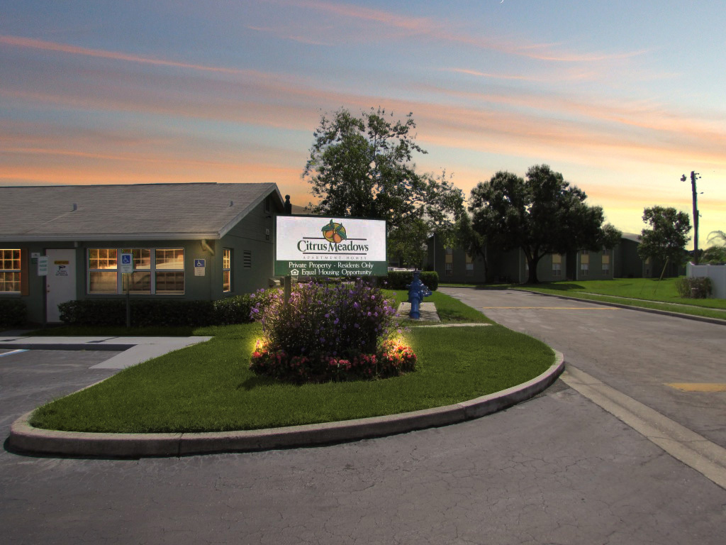 Bradenton Apartment: 1591 19th Street Ct E