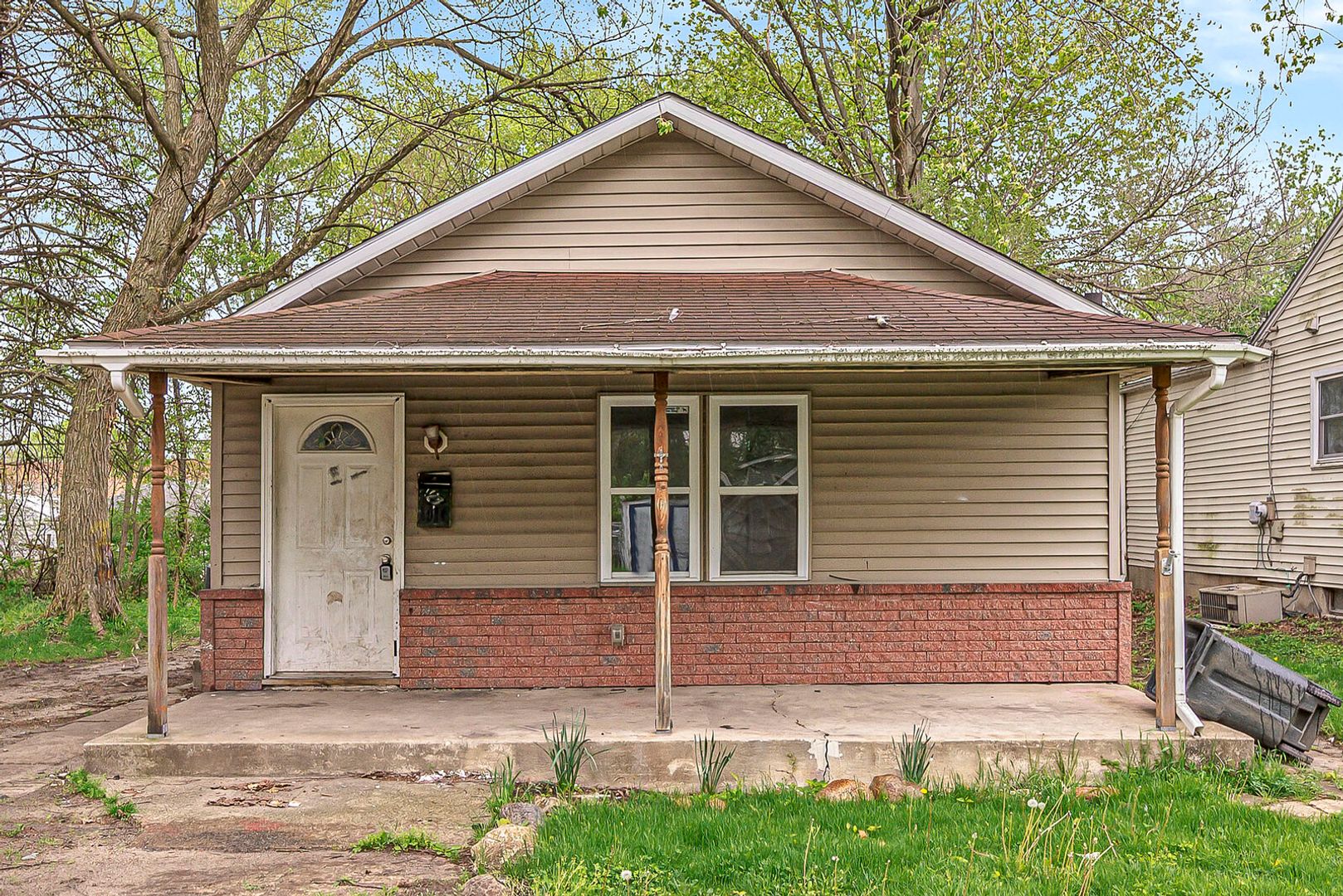 South Bend House: 1910 North Johnson Street