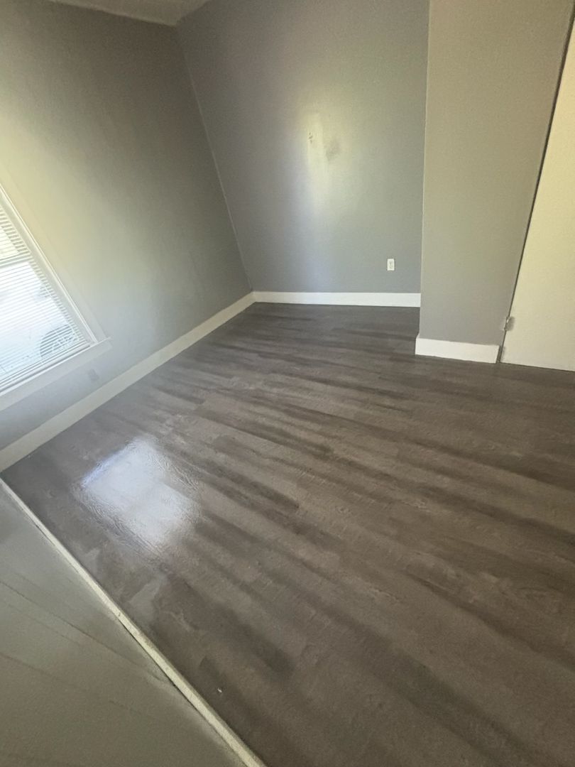 Elkhart Apartment: 1464 Hudson Street