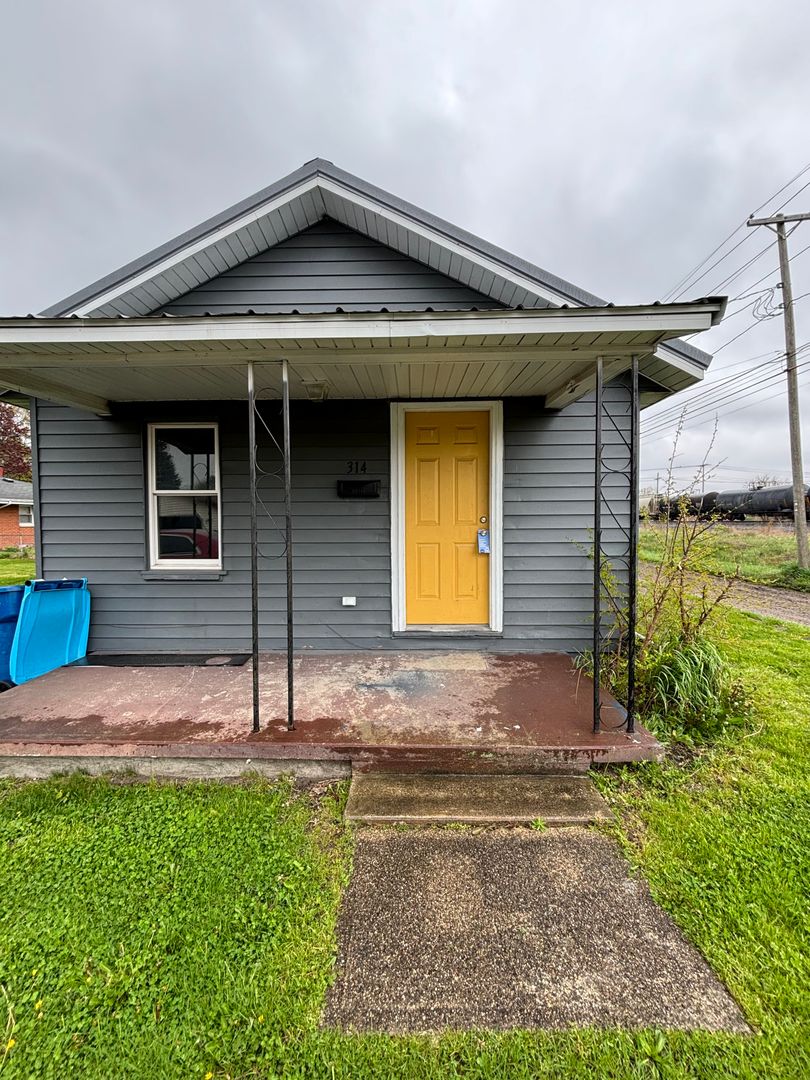Mishawaka Apartment: 314 Melville St.