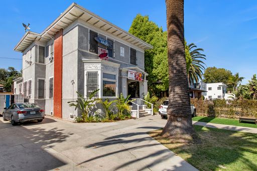 5 Bed | 5 bath | 1200 Sq Ft – photo 1