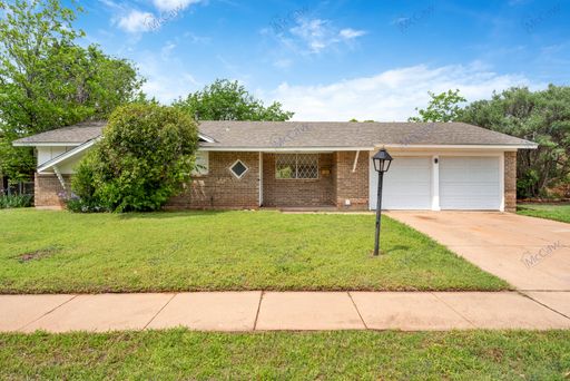 Charming 3-Bed Home Near Sheppard AFB – photo 1