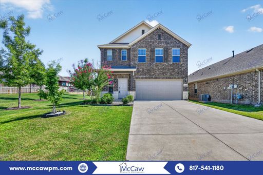 Now Available! Beautiful Home in A Cul-De-Sac Located In Corinth Tx.