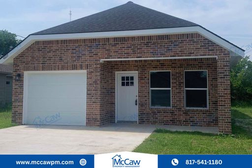 4607 Spencer St. – photo 1