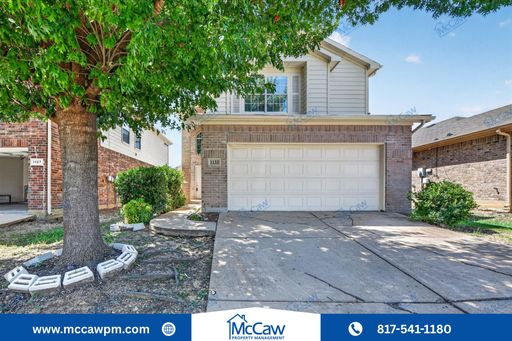 Spacious 3/2.5/2 in Fort Worth! – photo 1
