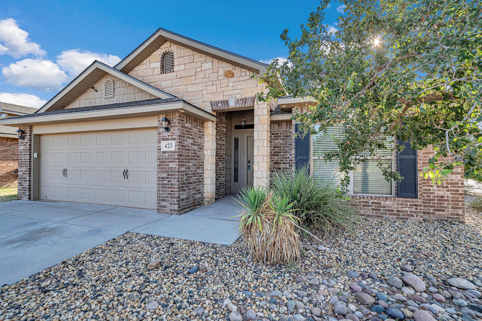 Midland House: 423 O'Rourke