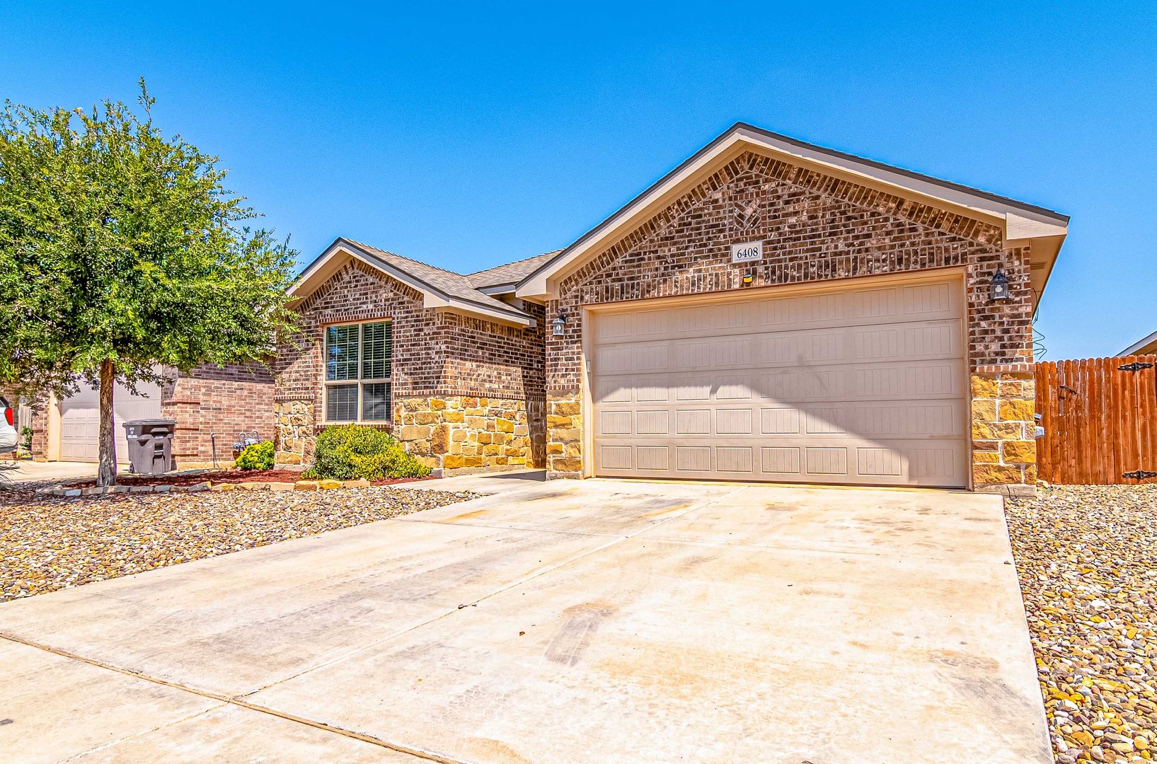 Midland House: 6408 Hall of Fame