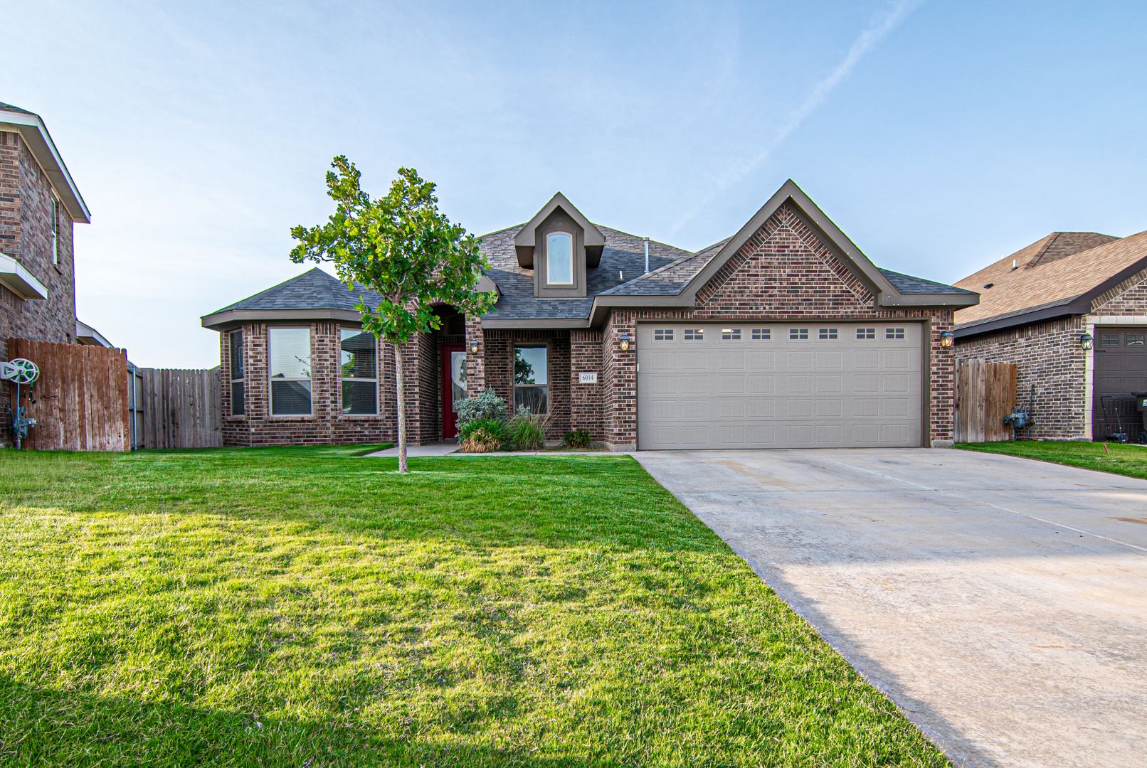 Midland House: 6014 Sunrise Way
