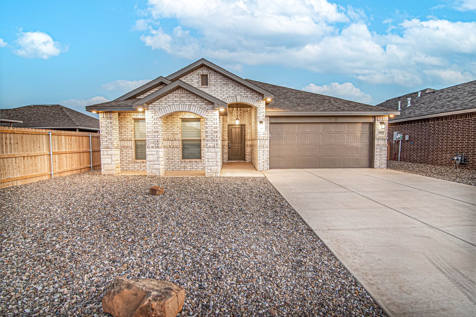 Midland House: 2714 Southwest Street