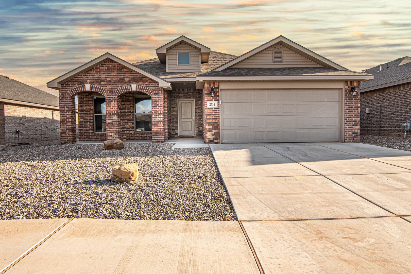 Midland House: 2512 Outlaw CT