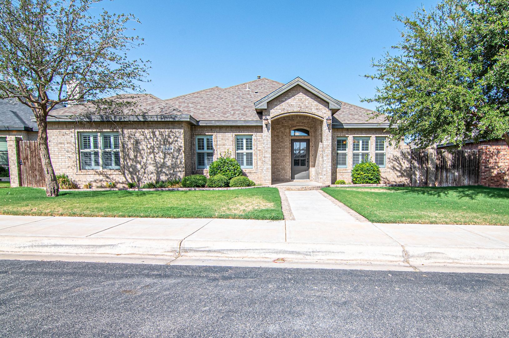 Midland House: 4304 Saltillo Court