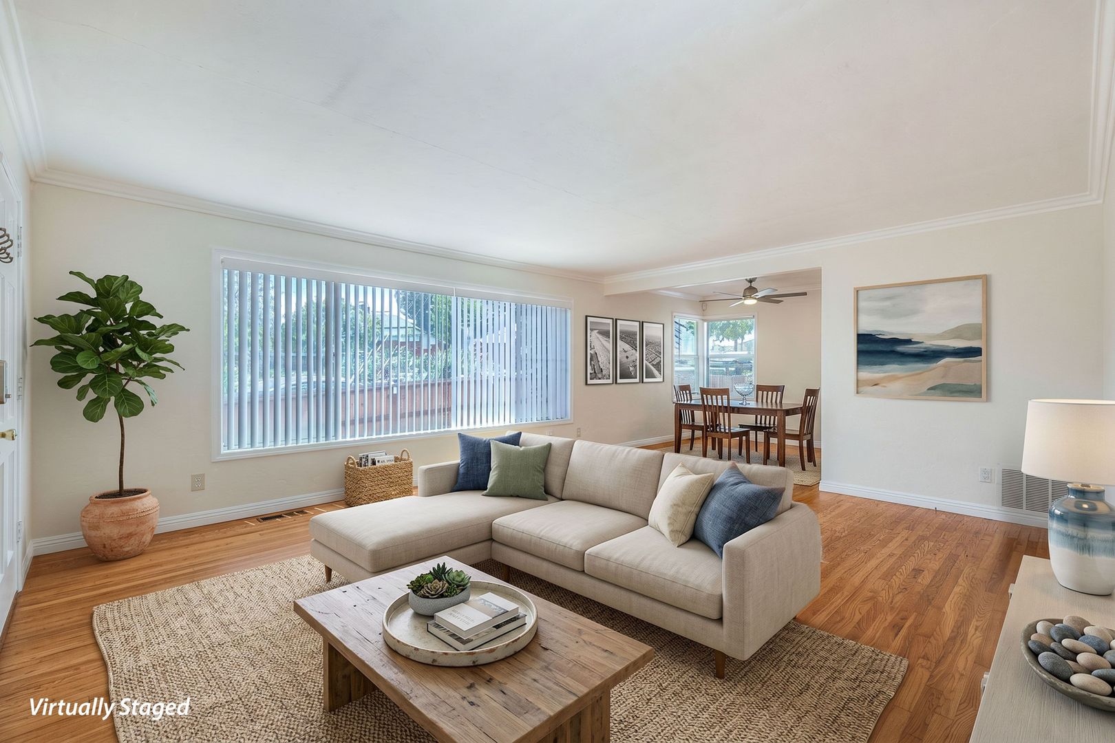 La Mesa House: 8800 Hayes Street