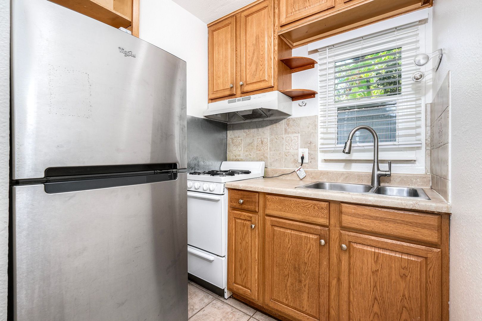 2744 Treat St 11 of 12