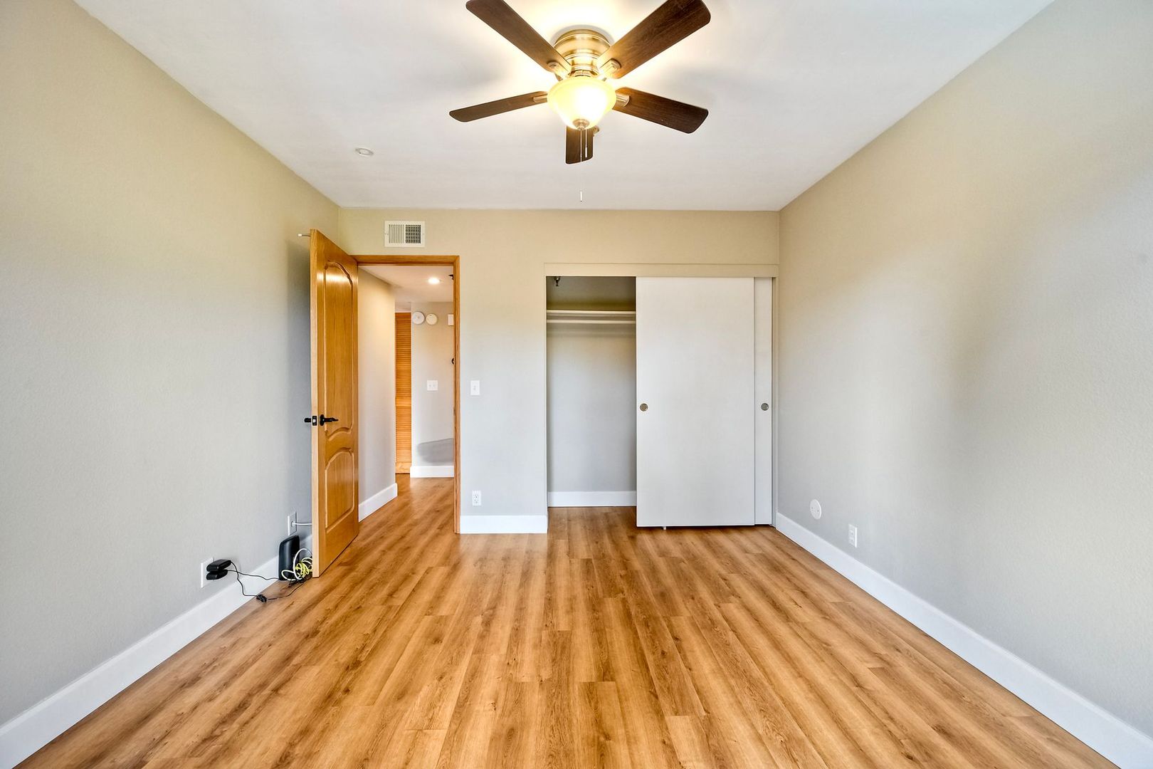5780 Friars Rd Unit C7 6 of 12