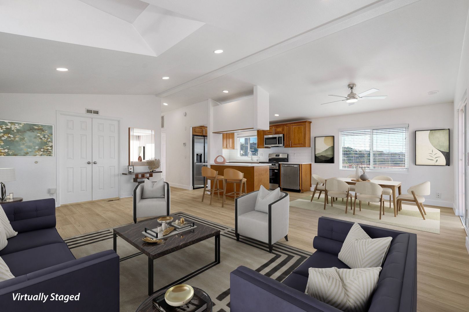 San Diego House: 2241 Meadow Lark Dr