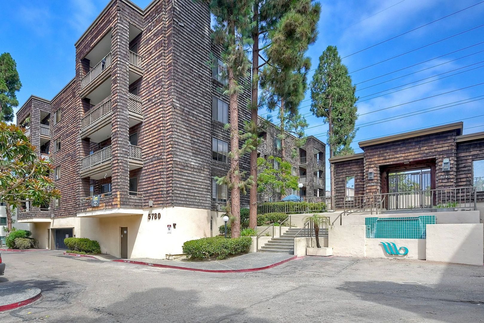 San Diego House: 5780 Friars Rd Unit C7