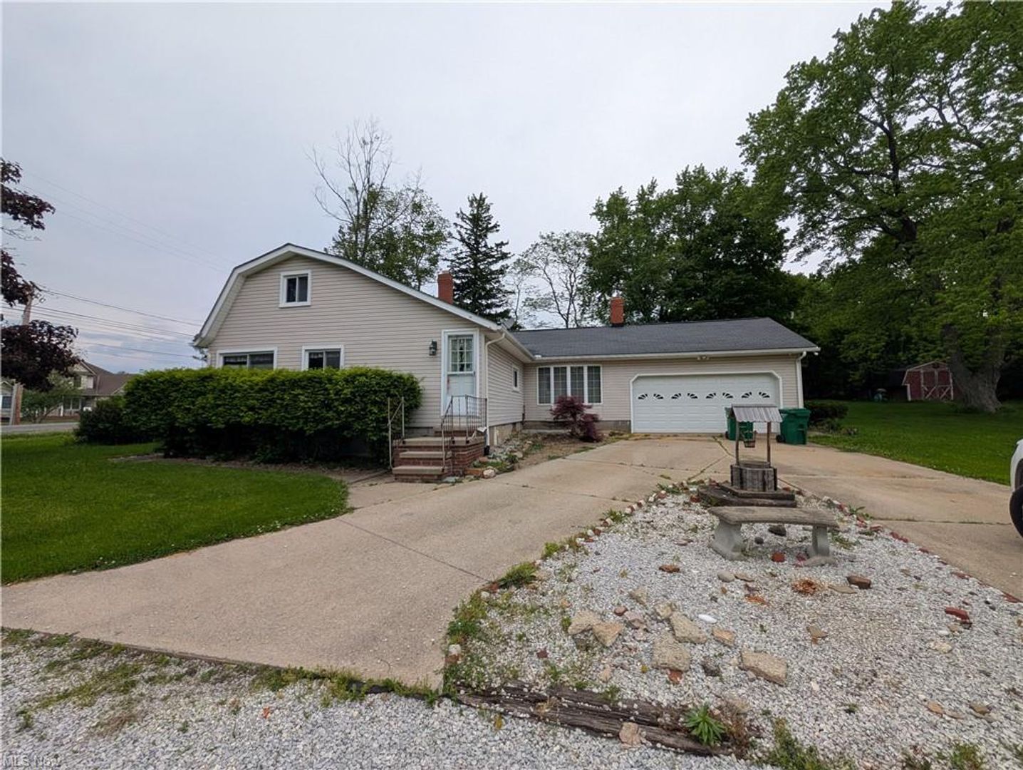 Perry House: 5205 Blair Rd