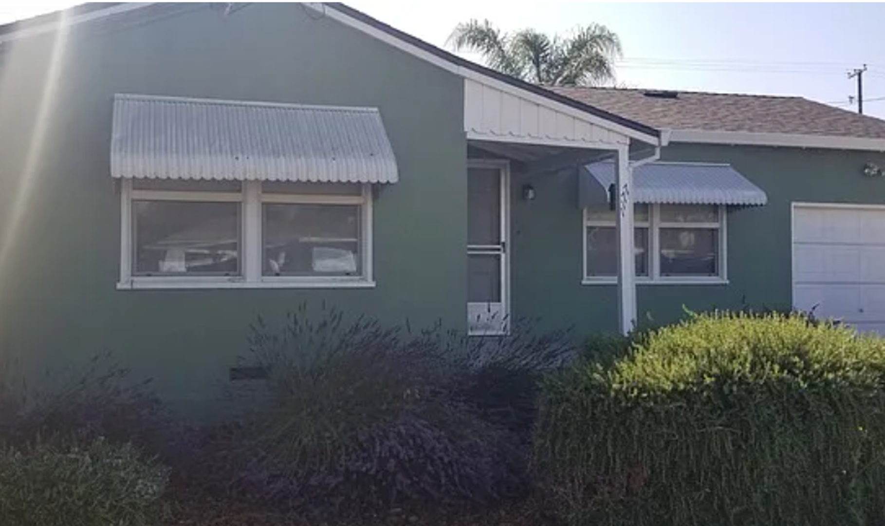 Hollister House: 1177 Victoria Avenue