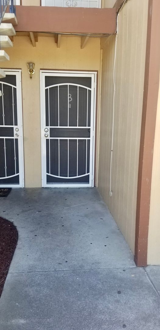 Hollister Apartment: 1141 Sunnyslope Rd