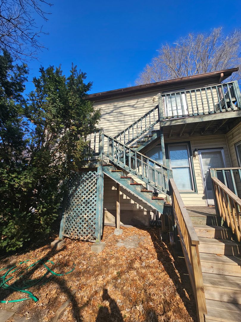 Davenport Apartment: 929 Bridge