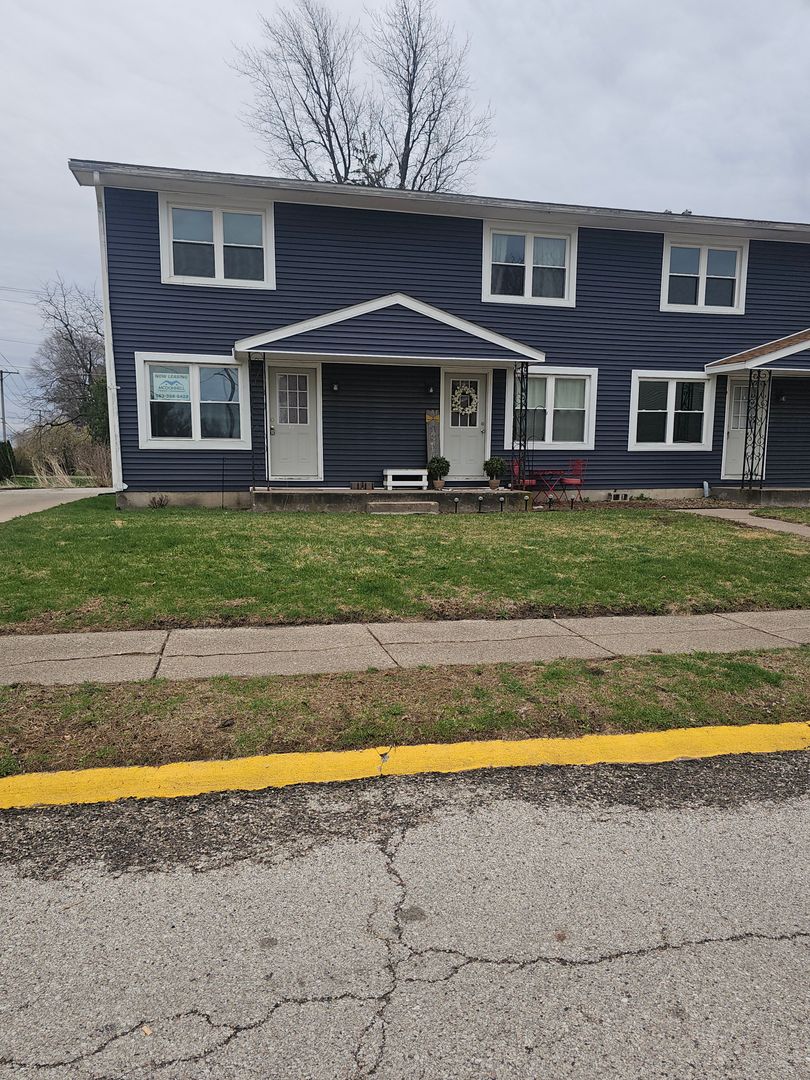 Eldridge Townhome: 101 W Spring Street