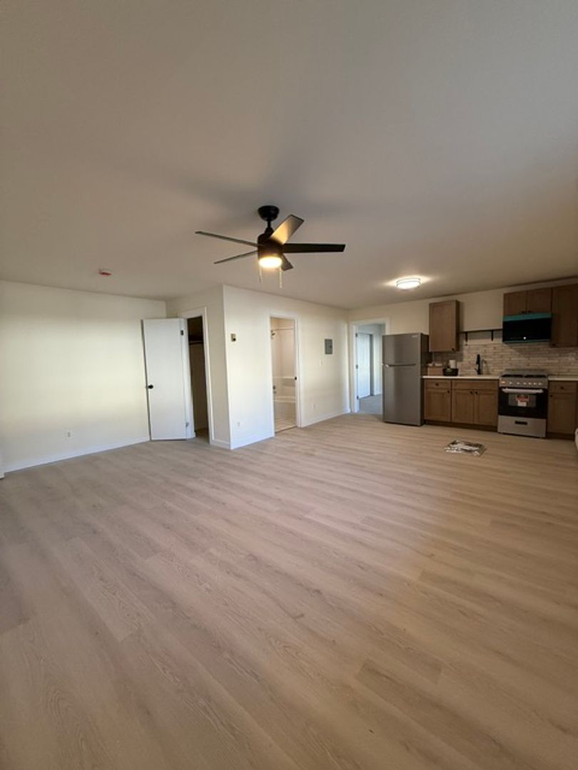 Beacon Apartment: 75 South Avenue