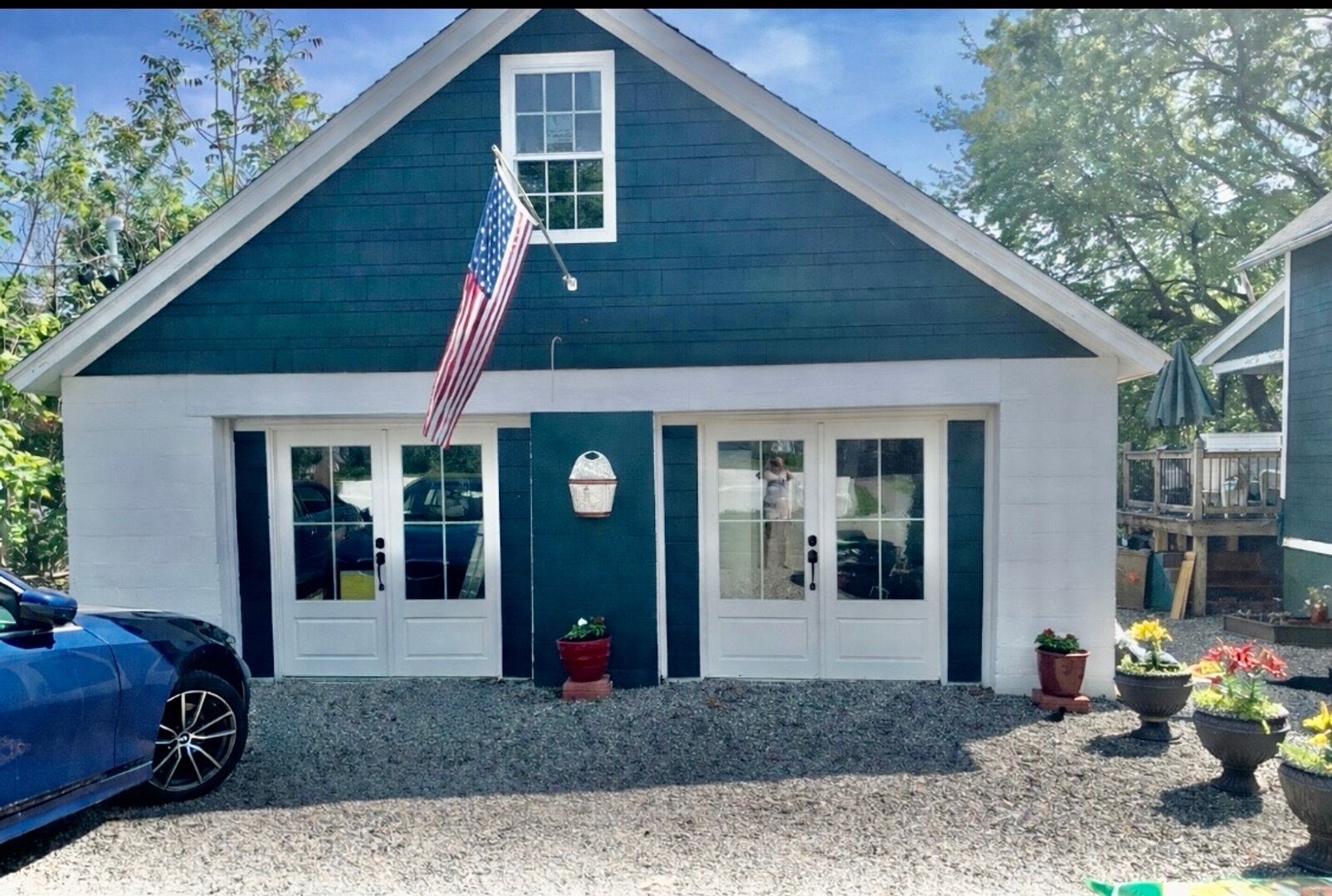 Beacon House: 16 Rock Hill Rd