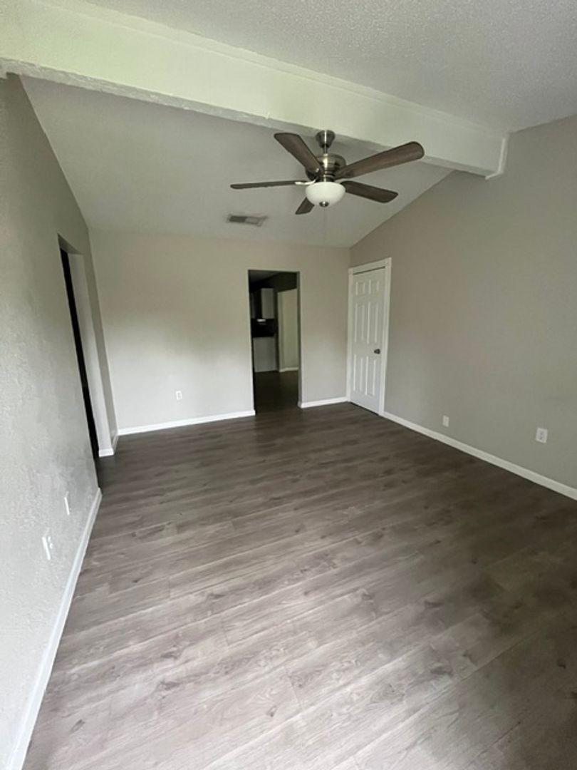 KILLEEN House: 2506 Hidden Valley Drive
