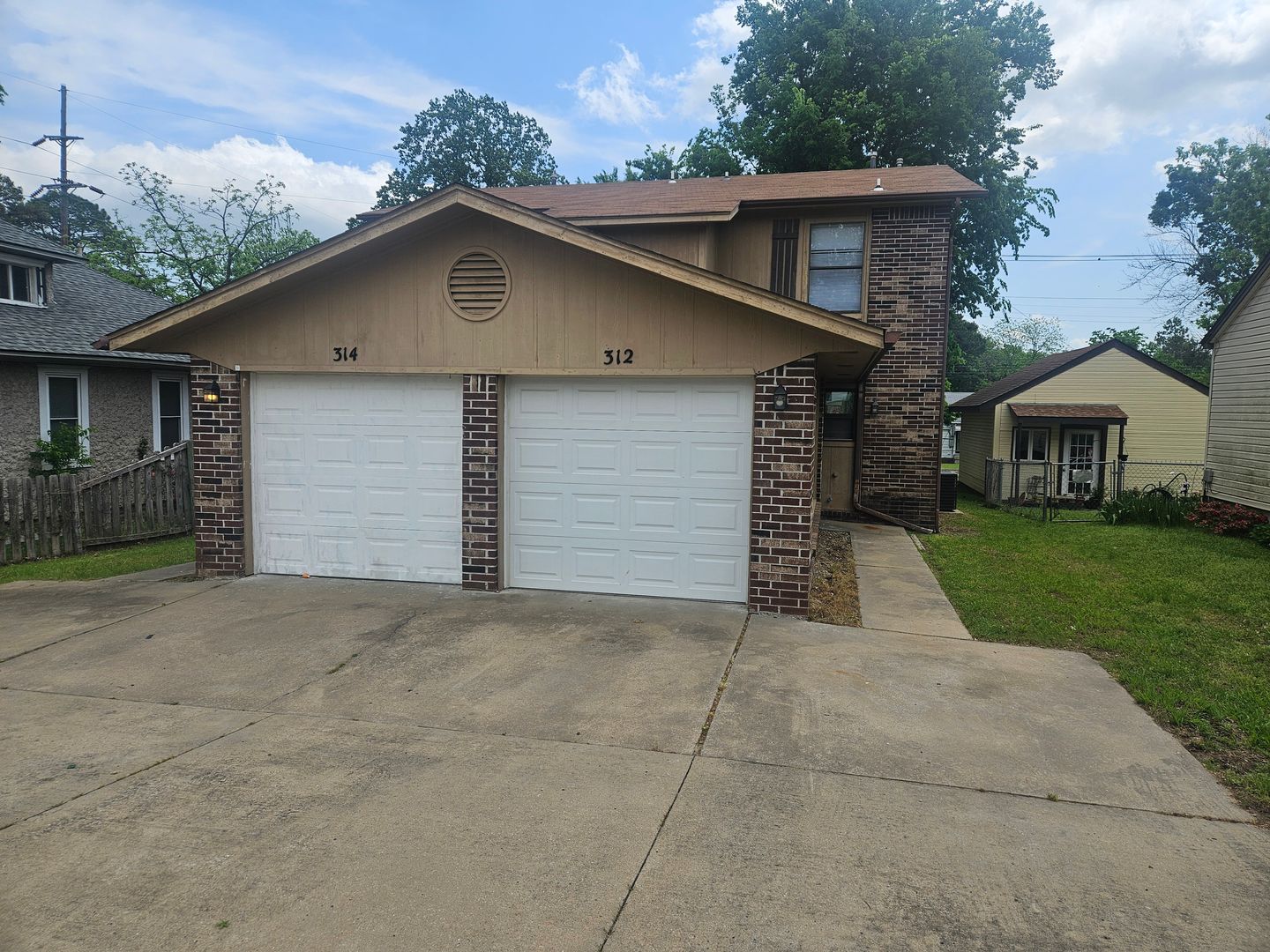 Fort Smith Multiplex: 312/314 N. Albert Pike