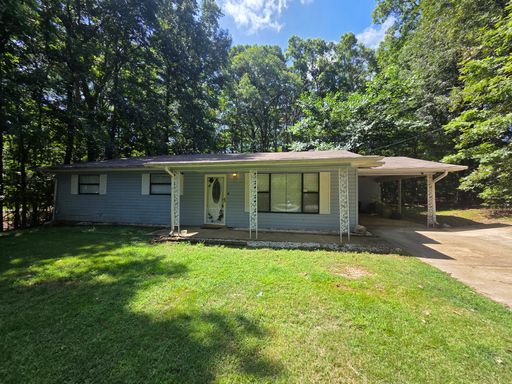 3bd/2ba, Updated kitchen! – photo 1