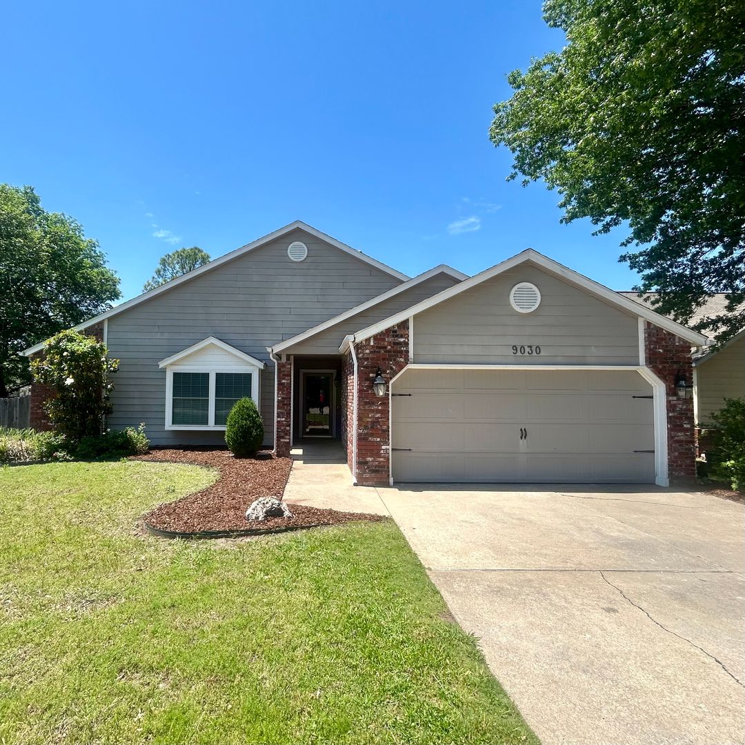 Tulsa House: 9030 S. 77th E. Place