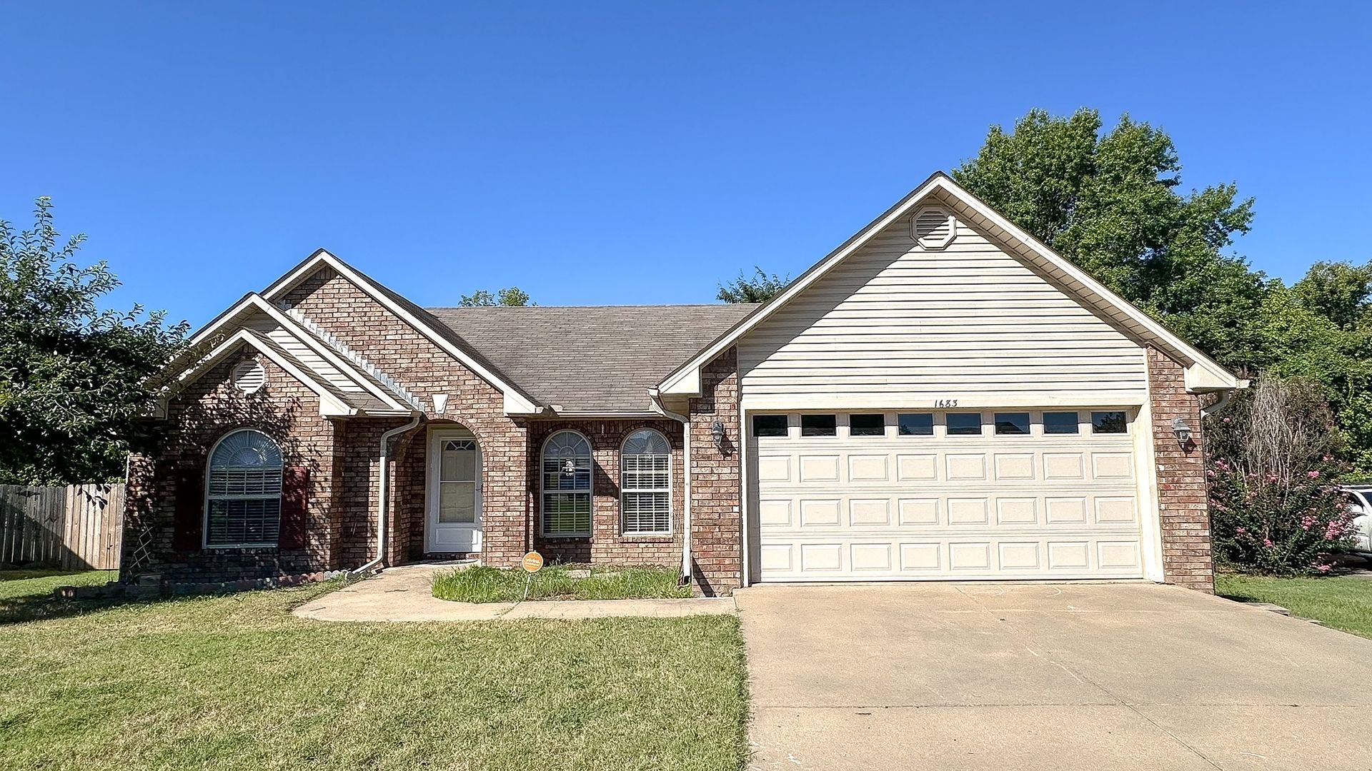 Greenwood House: 1683 Eastgate Circle