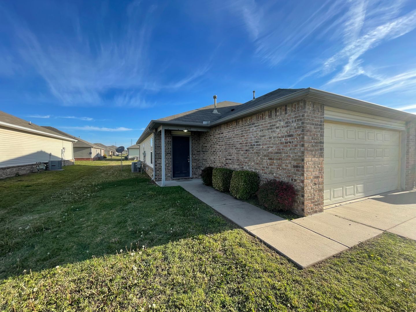 Broken Arrow Apartment: 3508 - 3510 E. Gillette St.