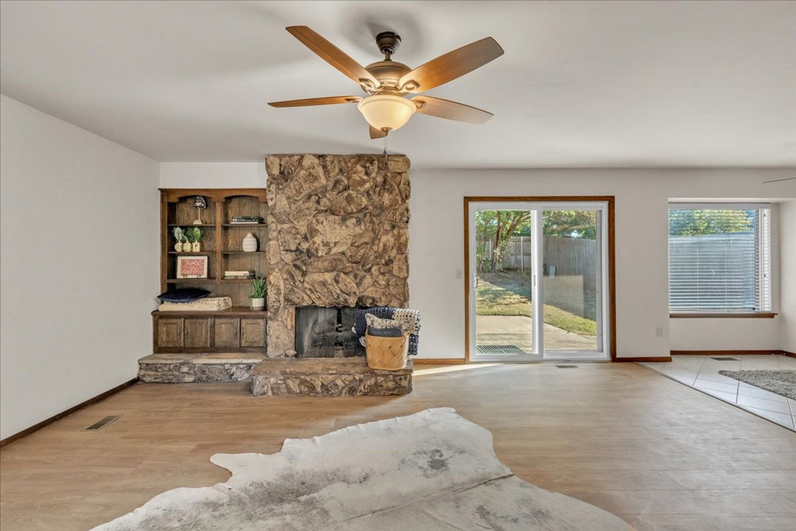 Yukon House: 905 Garden Grove