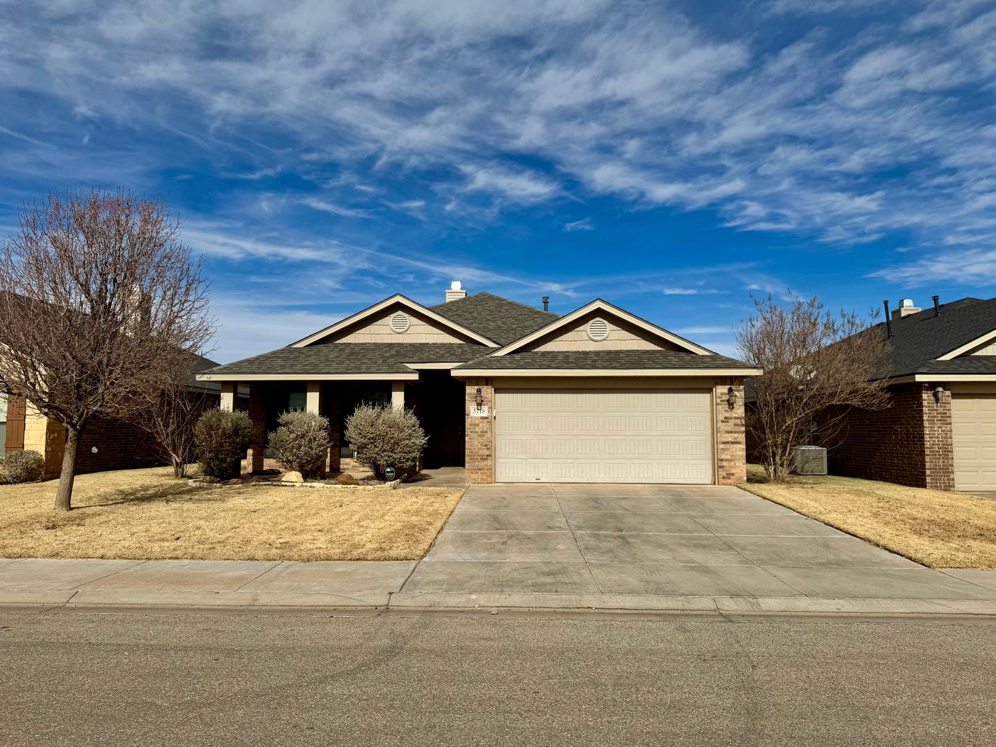 Lubbock House: 5718 111th St