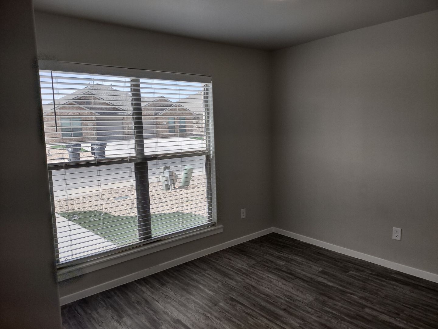 Lubbock Apartment: 2120 N Ave J